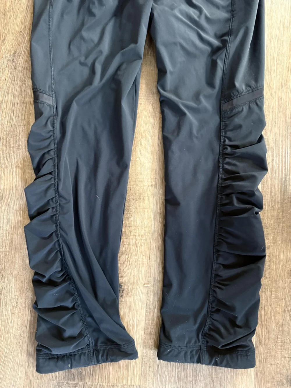 Lululemon Runderful Pant - Picture 6 of 10